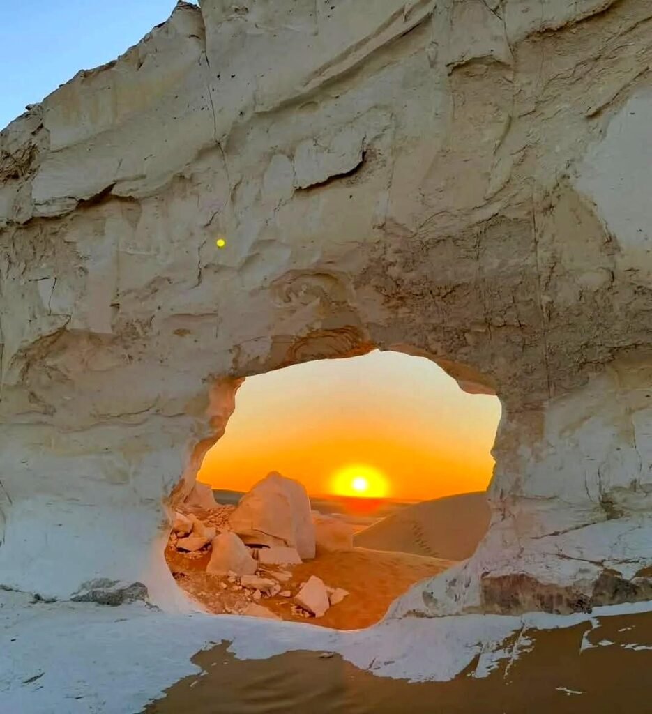 How to Get to White Desert Egypt from Cairo